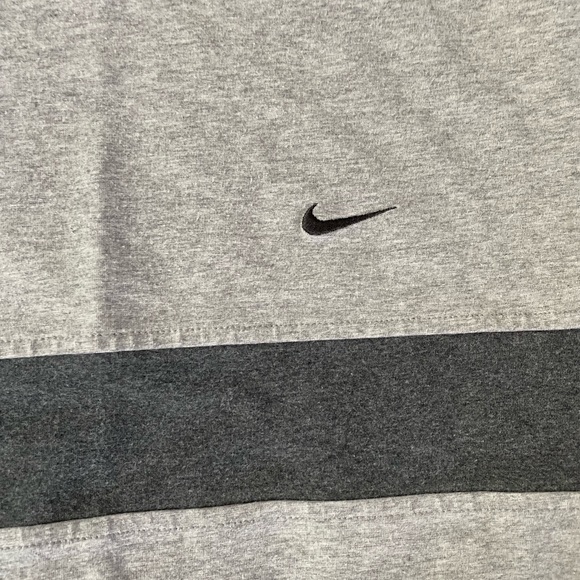 Y2K Nike shirt - Picture 2 of 6